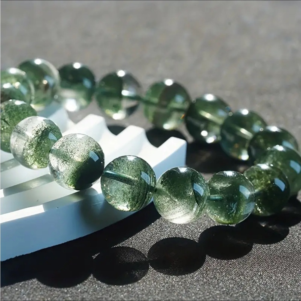 Mossy Green Quartz bracelet - Picture 6 of 8